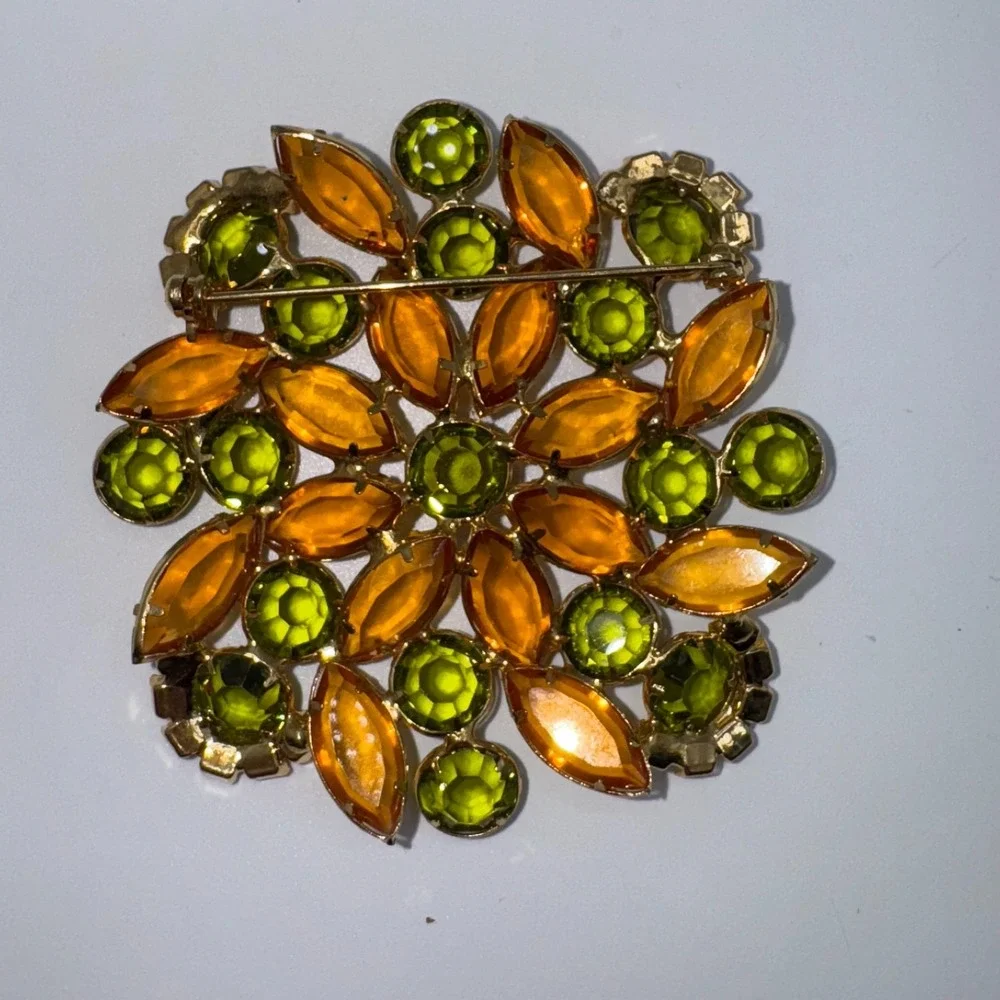 Retro Floral Brooch Orange &‎ Green Rhinestone Gold Tone Pin Mid Century Modern